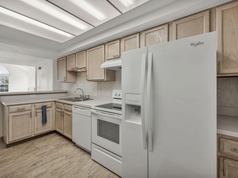 697 Hampton Woods Drive , Marion, OH 43302 Photo 18