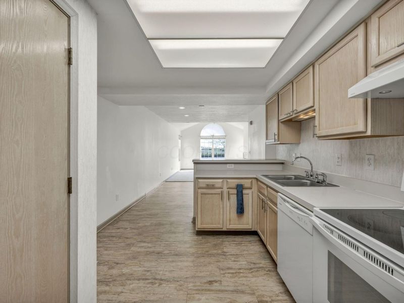 697 Hampton Woods Drive , Marion, OH 43302 Photo 19