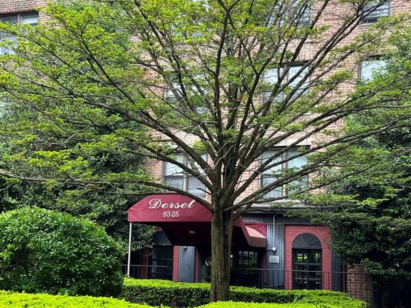 8325 98th Street, Unit 5P, Woodhaven, NY 11421