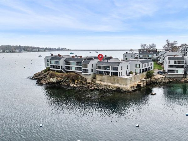 15 Skinners Path, Unit 15, Marblehead, MA 01945