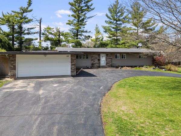 237 Birch Place , Kewanee, IL 61443