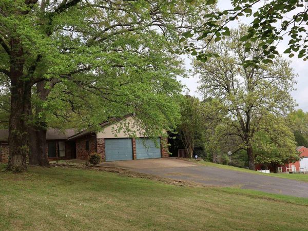 110 Thomas Road , Greenbrier, AR 72058