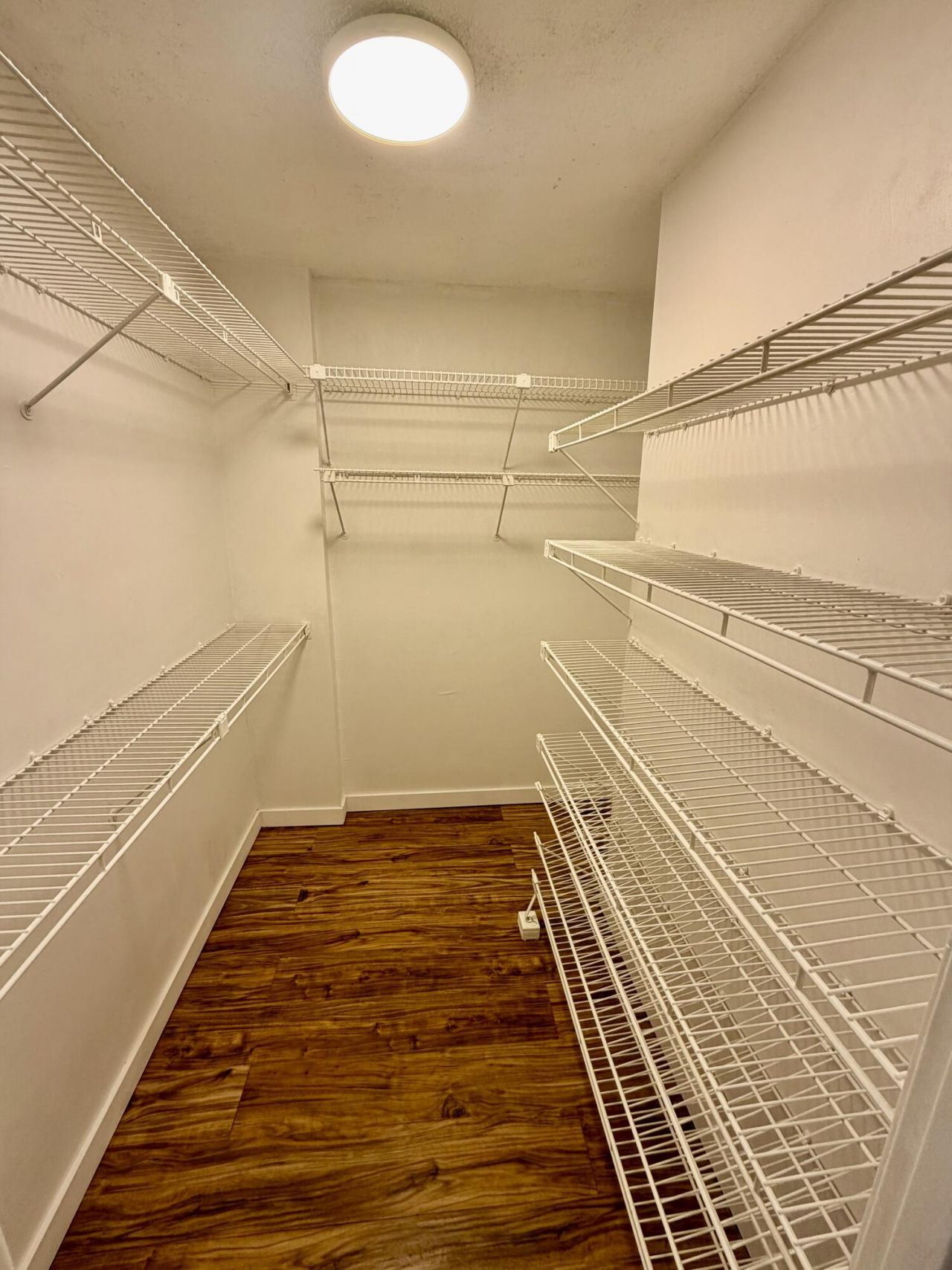 1000 NE 14th Avenue, Unit 304, Hallandale Beach, FL 33009 Photo