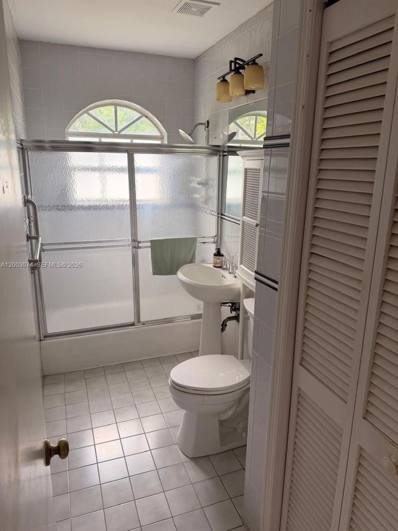 401 Warren Ln , Key Biscayne, FL 33149 Photo