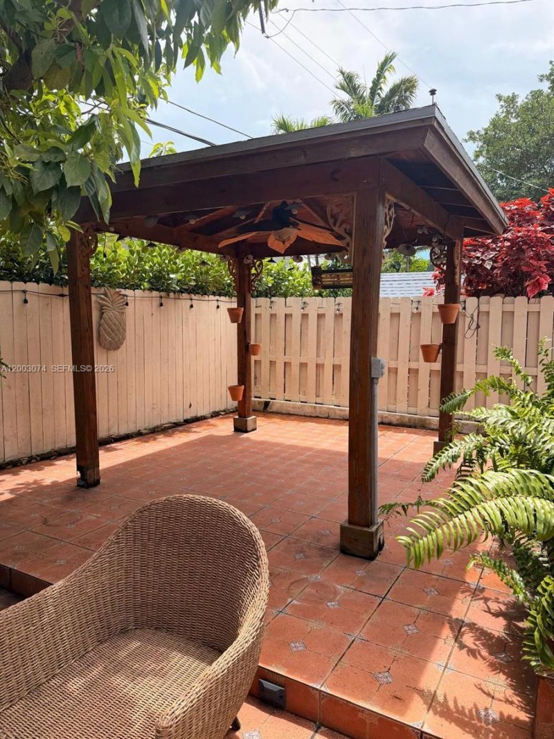 401 Warren Ln , Key Biscayne, FL 33149 Photo