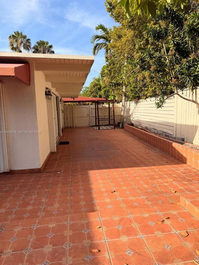 401 Warren Ln , Key Biscayne, FL 33149 Photo