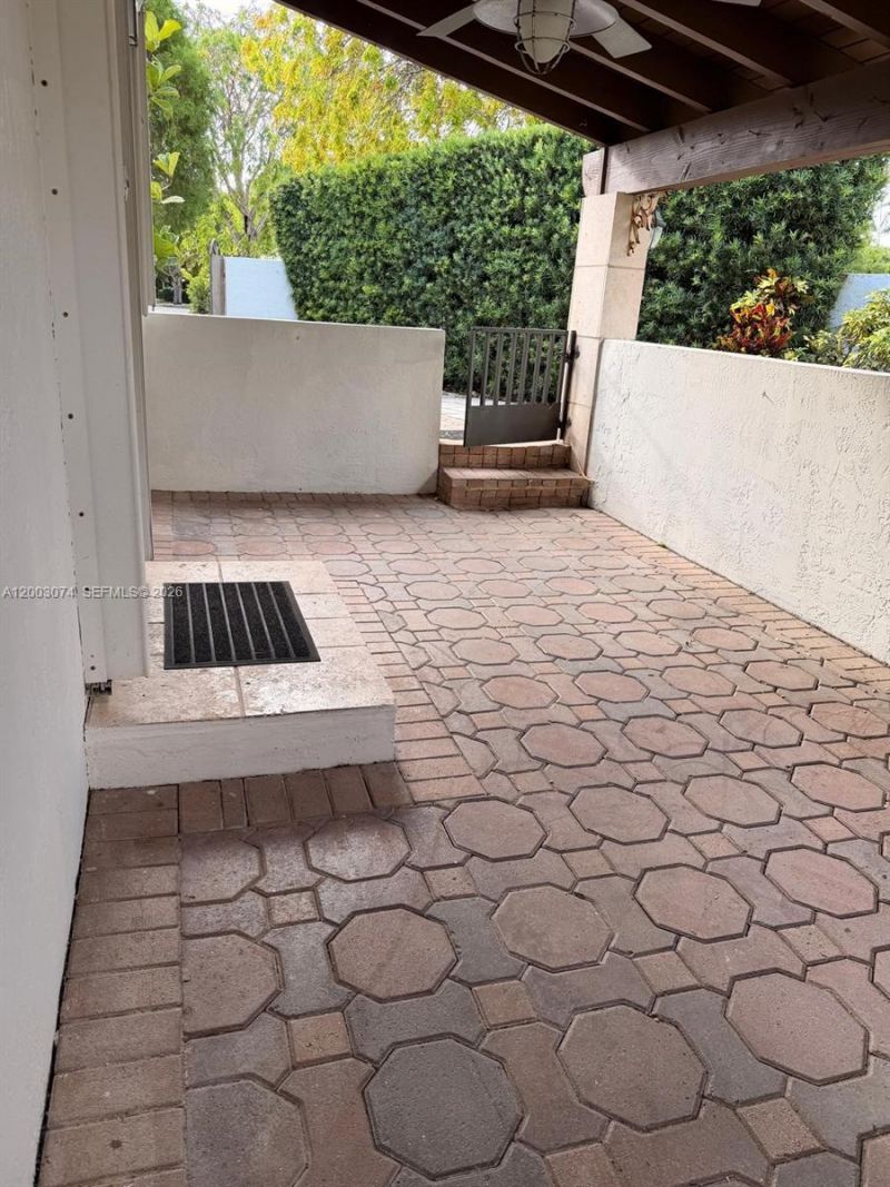 401 Warren Ln , Key Biscayne, FL 33149 Photo