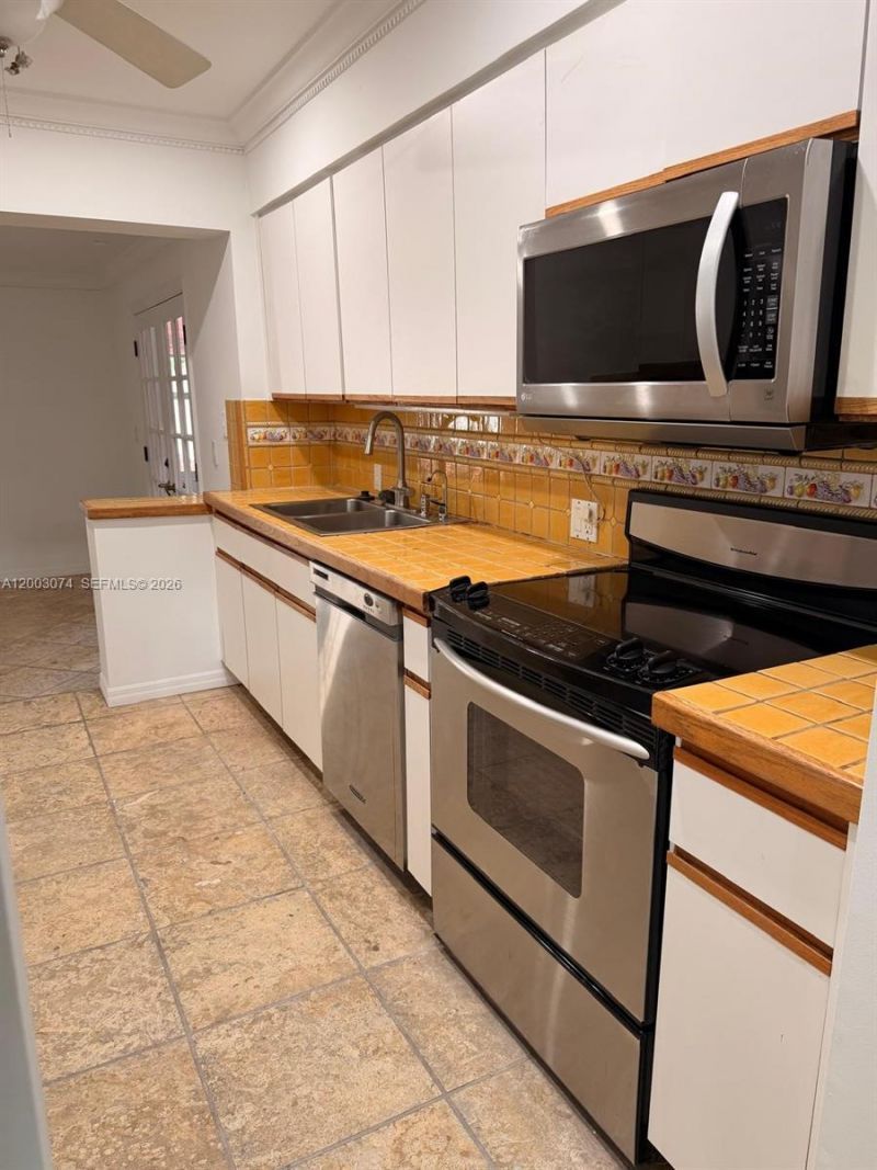 401 Warren Ln , Key Biscayne, FL 33149 Photo