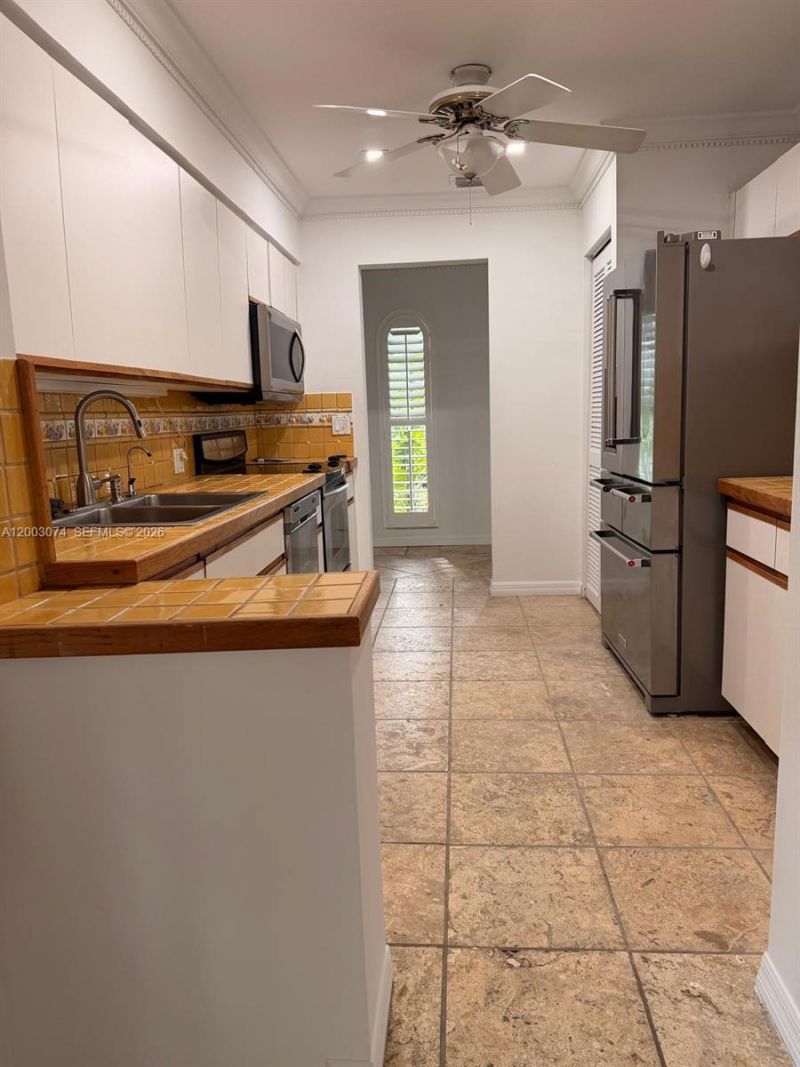 401 Warren Ln , Key Biscayne, FL 33149 Photo