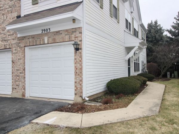 2903 STONEWATER Drive, Unit 2903, Naperville, IL 60564