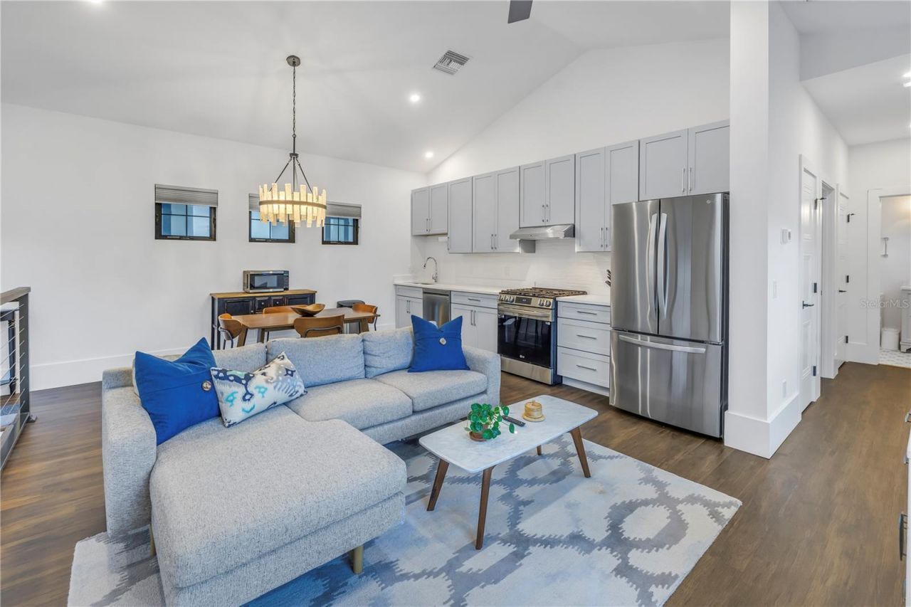 770 21st Avenue N, Saint Petersburg, FL 33704 Photo