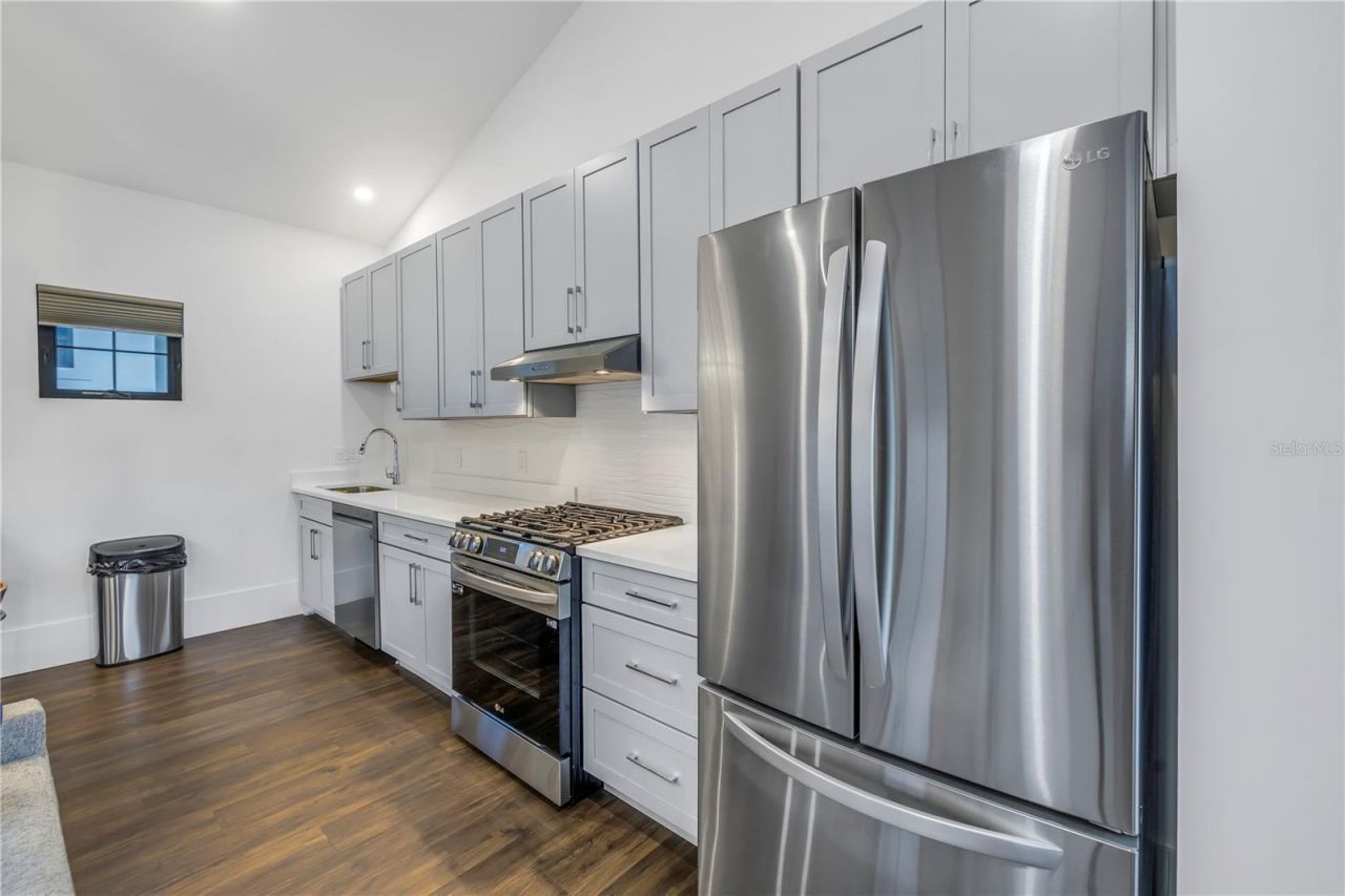 770 21st Avenue N, Saint Petersburg, FL 33704 Photo
