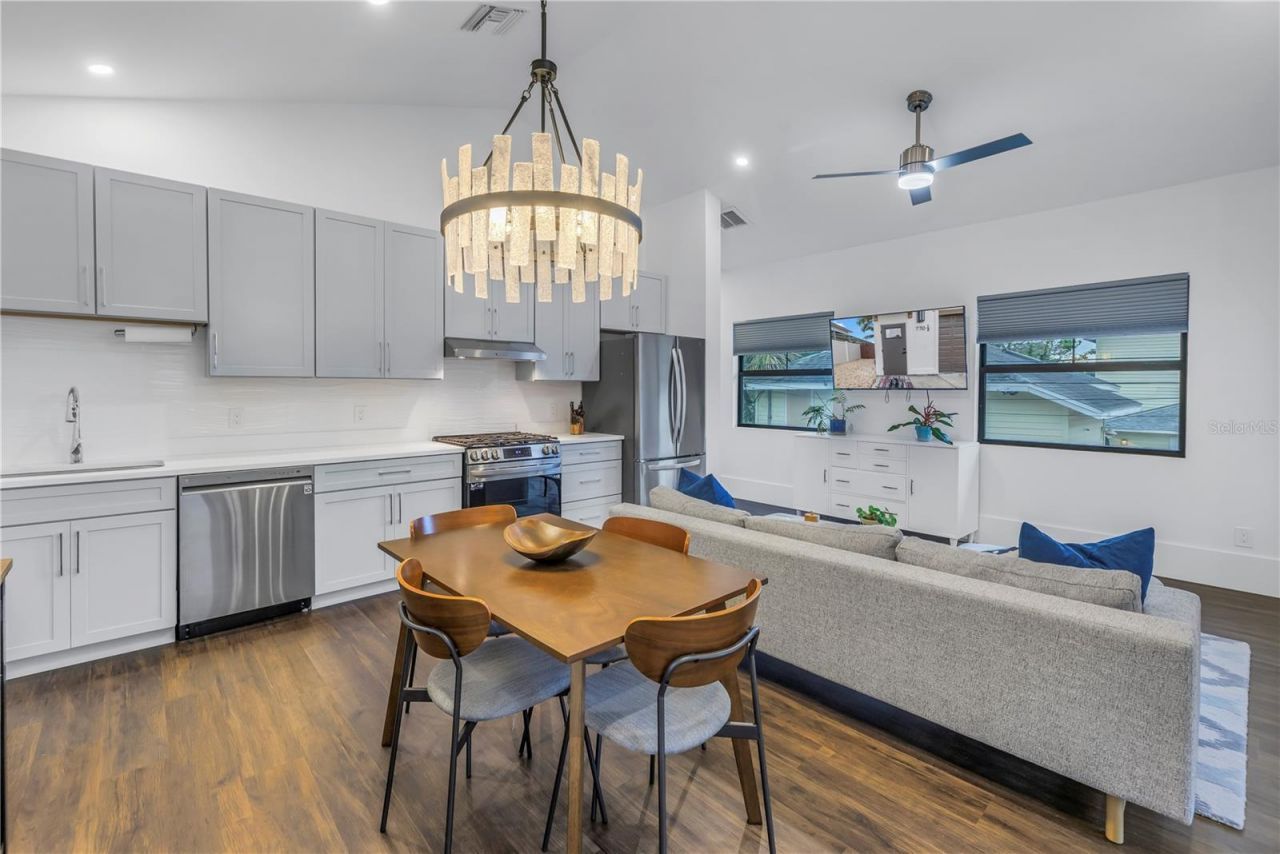 770 21st Avenue N, Saint Petersburg, FL 33704 Photo