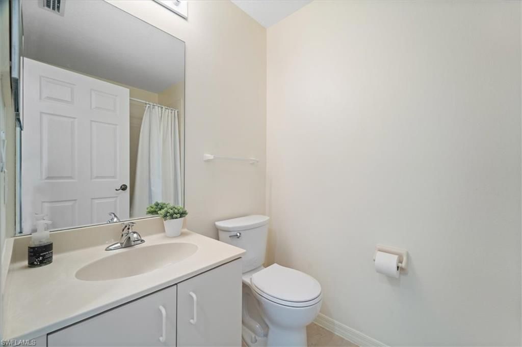 6560 Huntington Lakes Cir, Unit 102, Naples, FL 34119 Photo