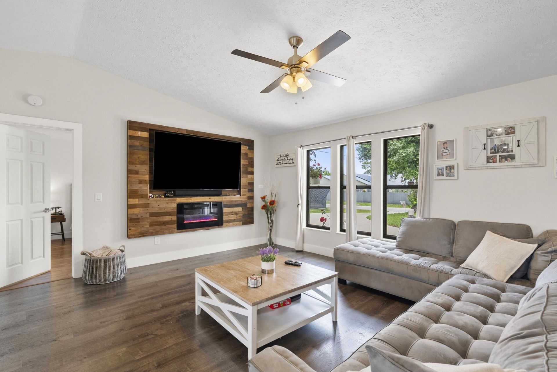 1720 SW Beeker Street, Port Saint Lucie, FL 34953 Photo