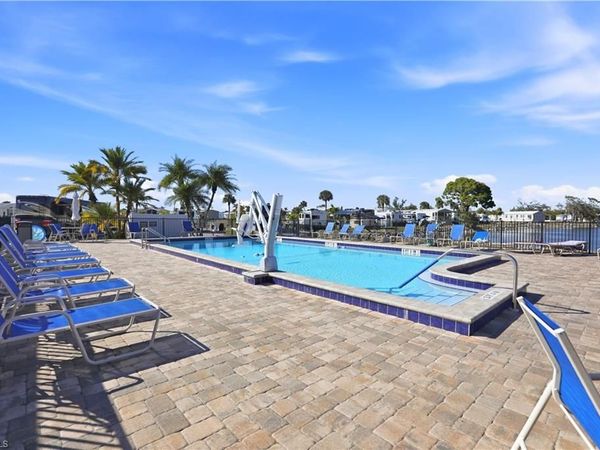 158 Nanaimo TRL , FORT MYERS BEACH, FL 33931