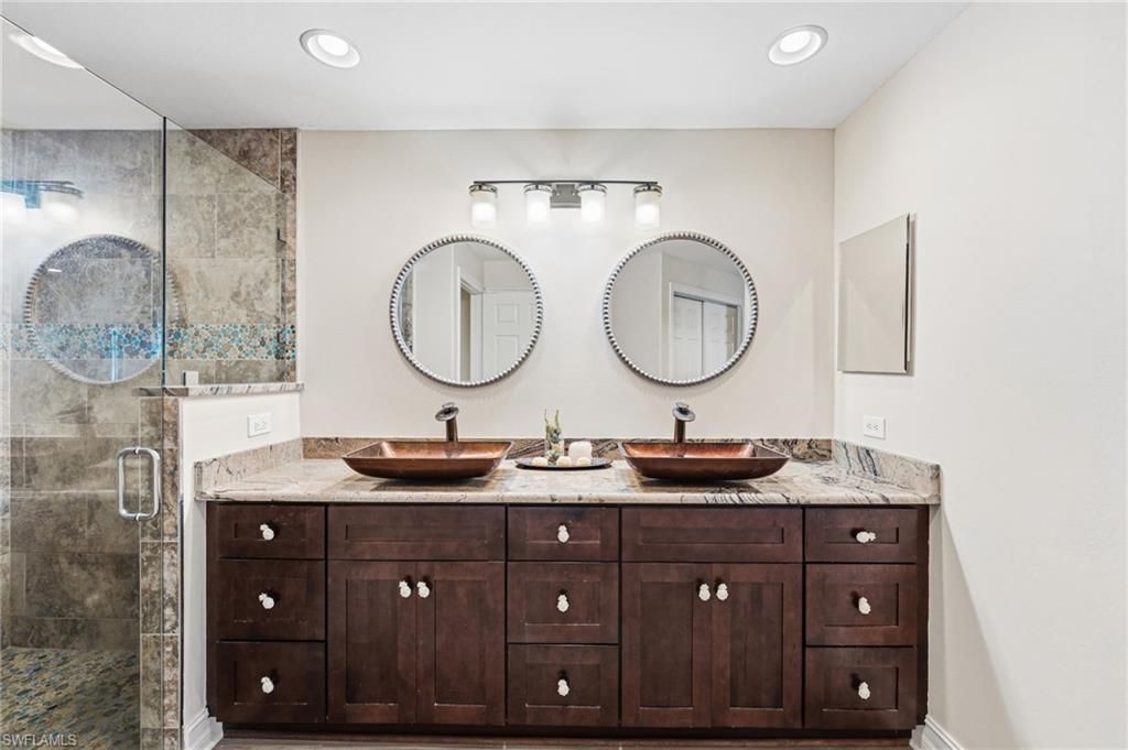 11040 Harbour Yacht Ct, Unit 102, Fort Myers, FL 33908 Photo