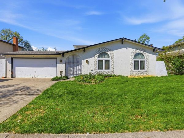 2212 Blackoak Avenue, Columbus, OH 43229