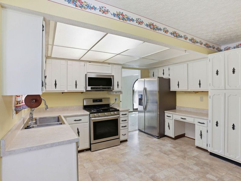 2212 Blackoak Avenue, Columbus, OH 43229 Photo 17