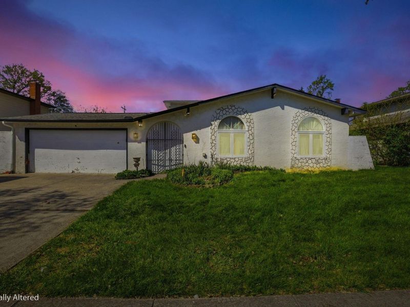 2212 Blackoak Avenue, Columbus, OH 43229 Photo 2