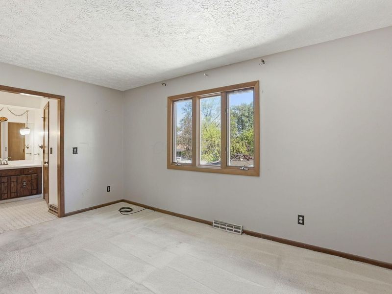 2212 Blackoak Avenue, Columbus, OH 43229 Photo 24