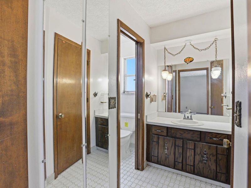 2212 Blackoak Avenue, Columbus, OH 43229 Photo 26