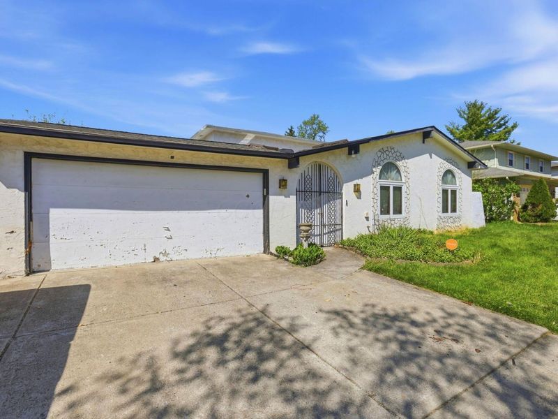 2212 Blackoak Avenue, Columbus, OH 43229 Photo 4