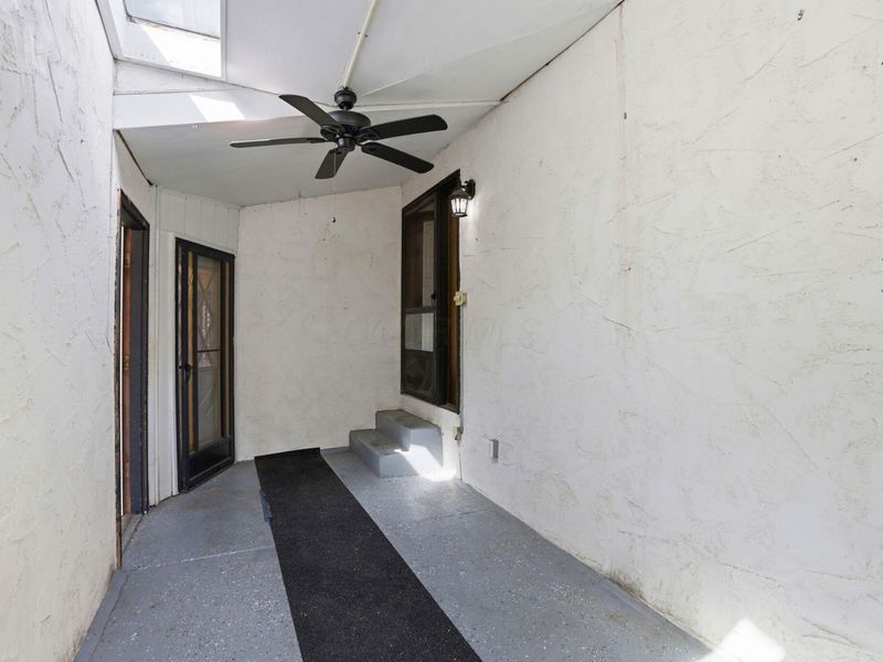 2212 Blackoak Avenue, Columbus, OH 43229 Photo 5