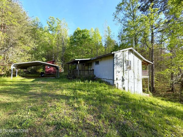 2930 Arch Way , Cosby, TN 37722