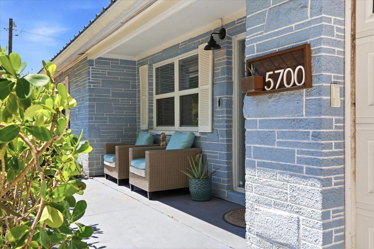 5700 Harding Boulevard Ne, Saint Petersburg, FL 33703 Photo