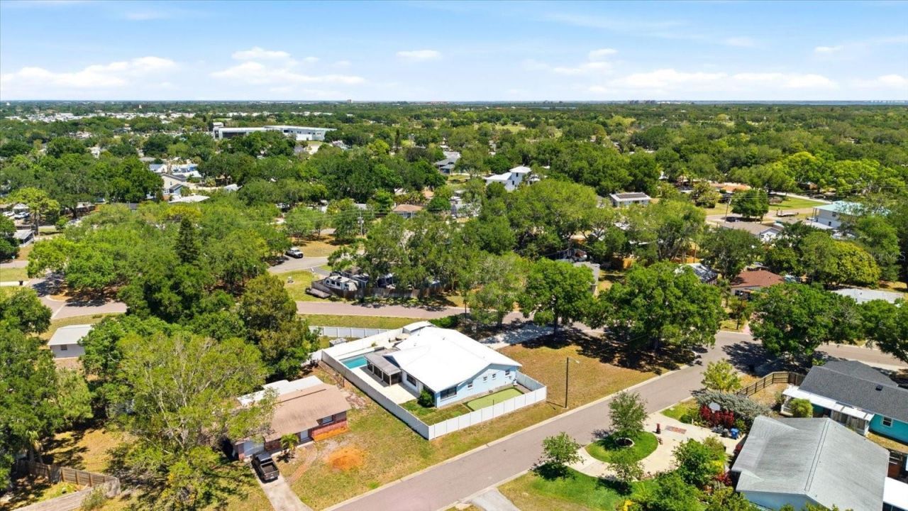 5700 Harding Boulevard Ne, Saint Petersburg, FL 33703 Photo