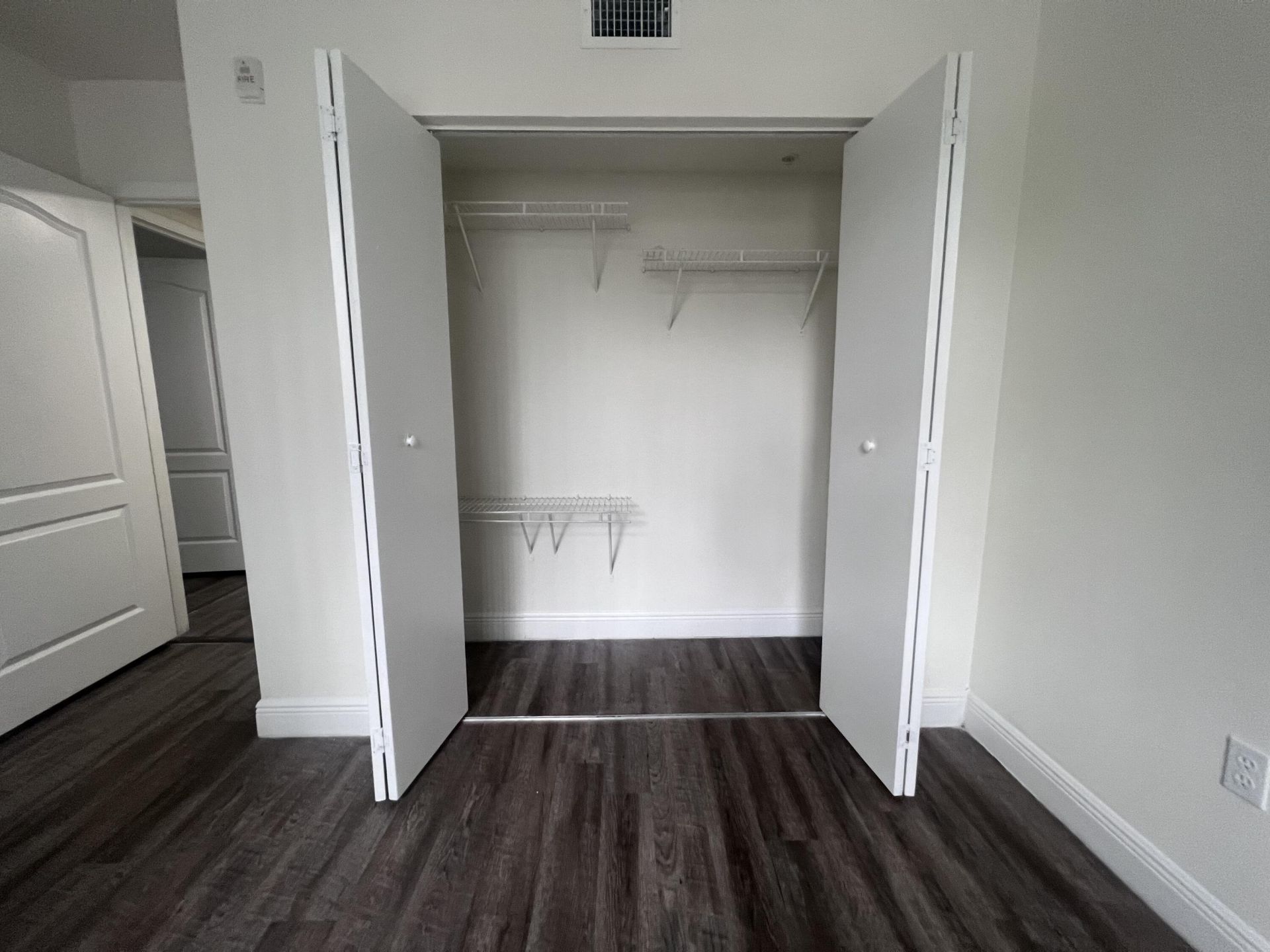 18335 NW 68 Avenue, Unit 245-406, Hialeah, FL 33015 Photo