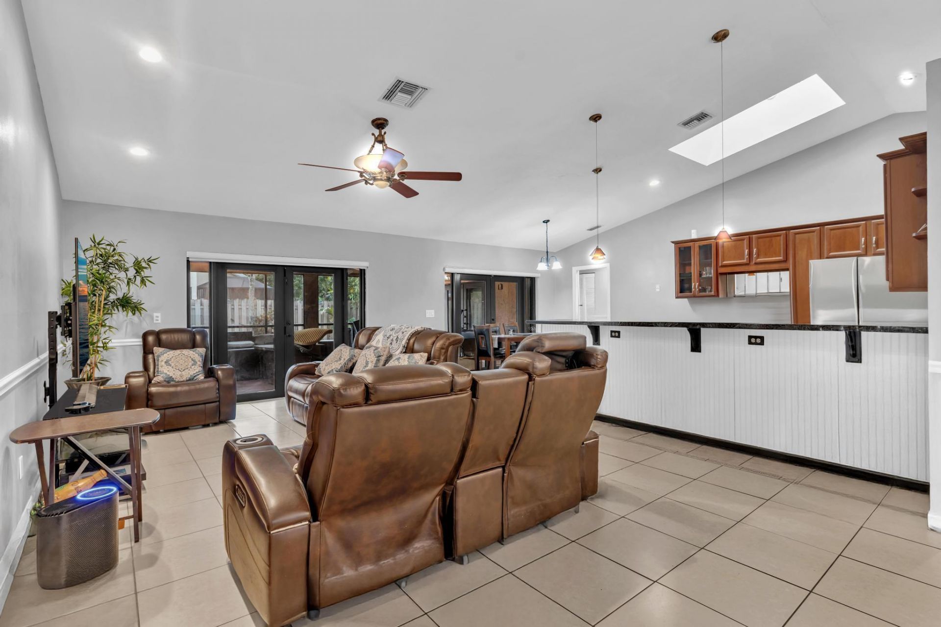 5270 NW 73rd Way, Lauderhill, FL 33319 Photo