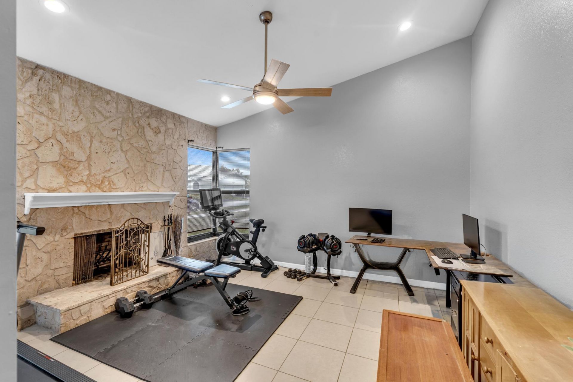 5270 NW 73rd Way, Lauderhill, FL 33319 Photo