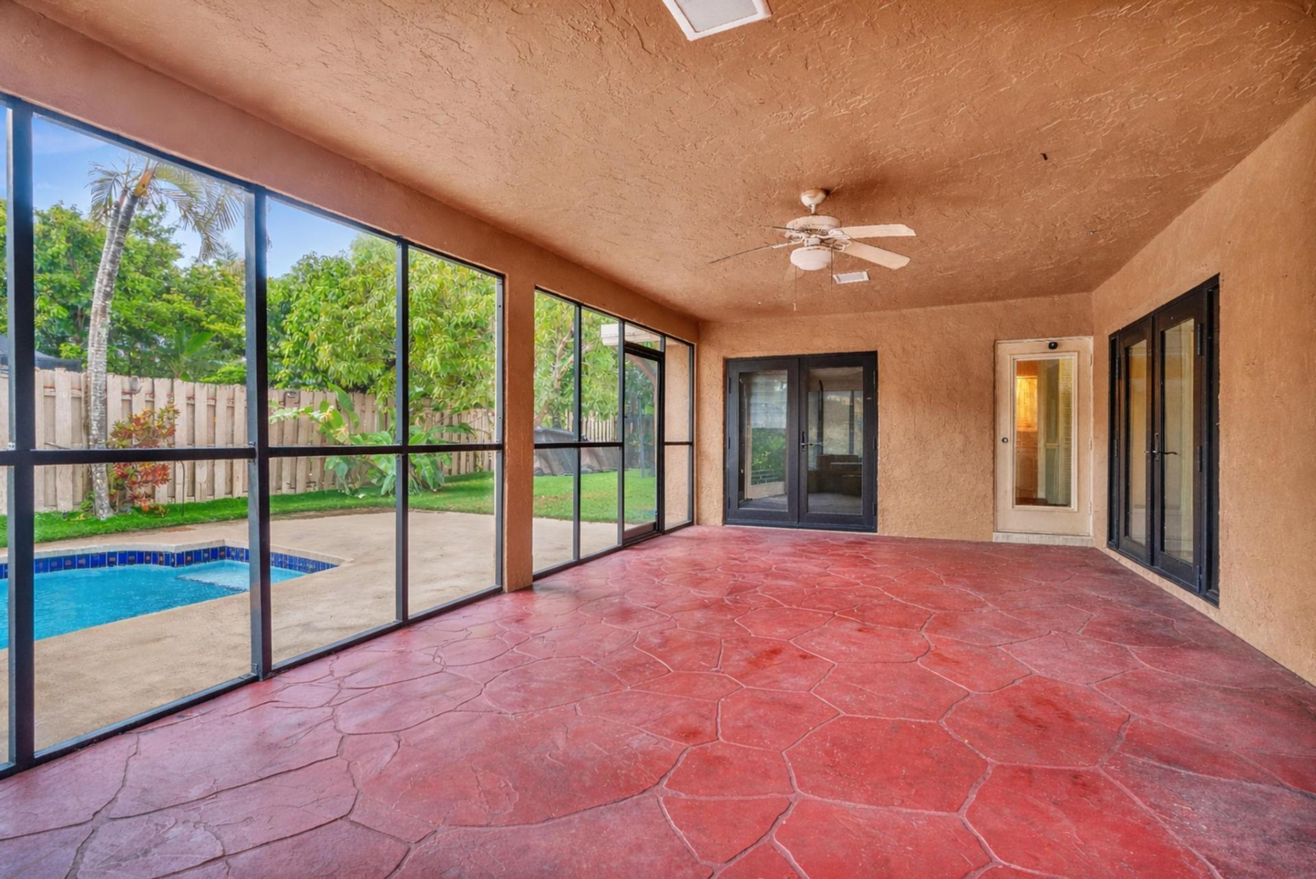 5270 NW 73rd Way, Lauderhill, FL 33319 Photo