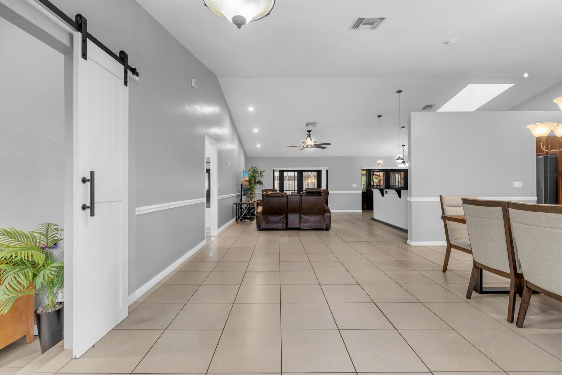 5270 NW 73rd Way, Lauderhill, FL 33319 Photo