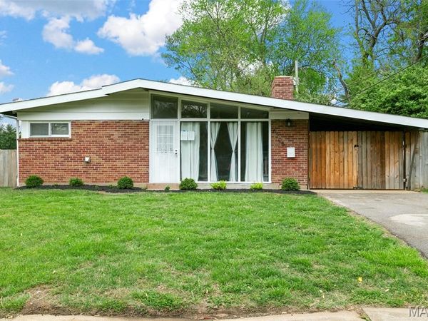8205 Midwood Avenue , Berkeley, MO 63134