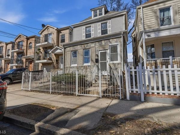 77 S Munn Ave, Newark, NJ 07106