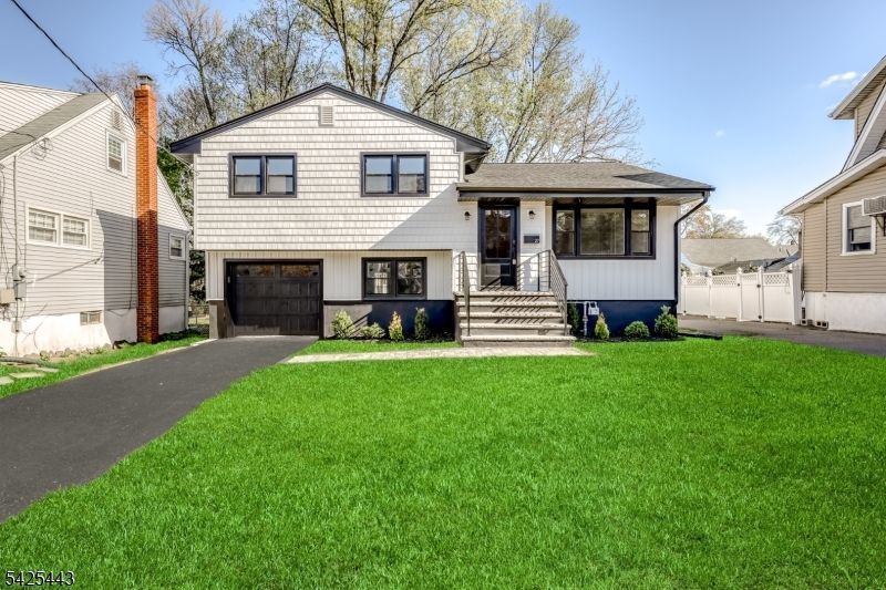 27 Merritt Ave, Bergenfield, NJ 07621 Main Photo