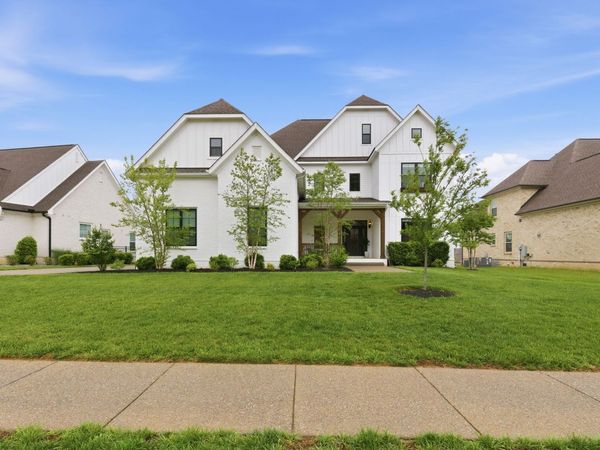 6083 Kidman Ln, Spring Hill, TN 37174