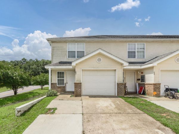 100 Corwin Drive, Unit 100, Crestview, FL 32539