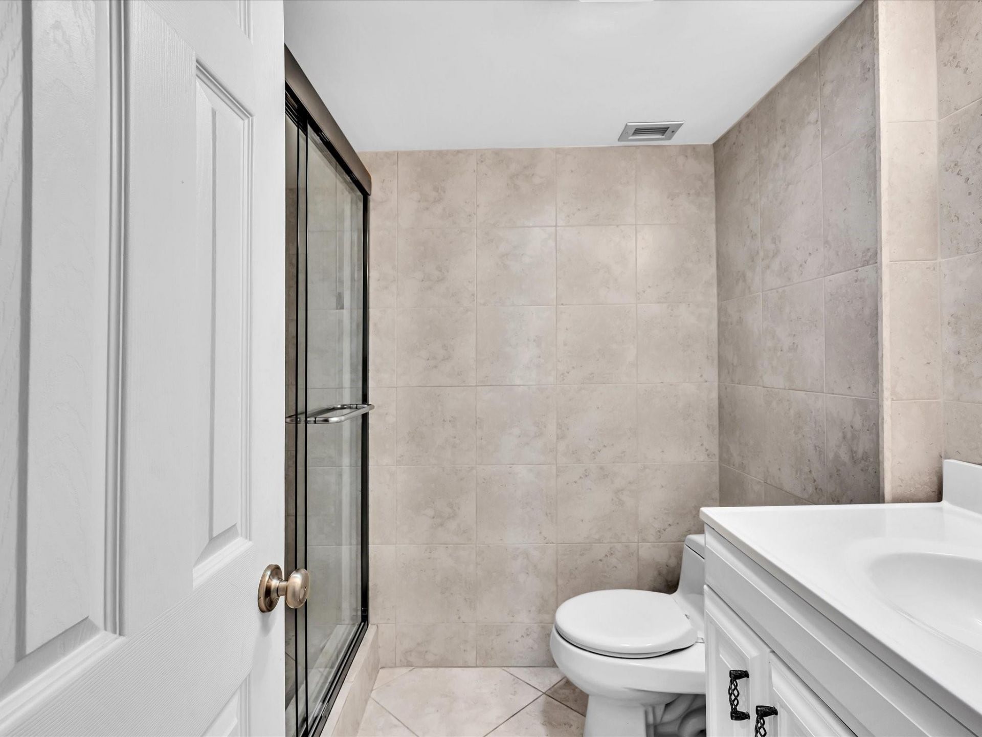 1150 Hillsboro Mile Hillsboro Mile, Unit 309, Hillsboro Beach, FL 33062 Photo