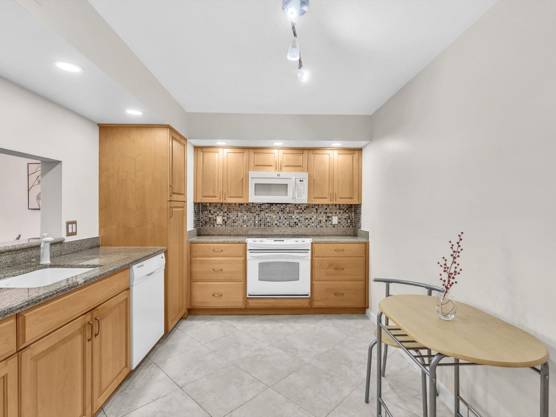 1150 Hillsboro Mile Hillsboro Mile, Unit 309, Hillsboro Beach, FL 33062 Photo