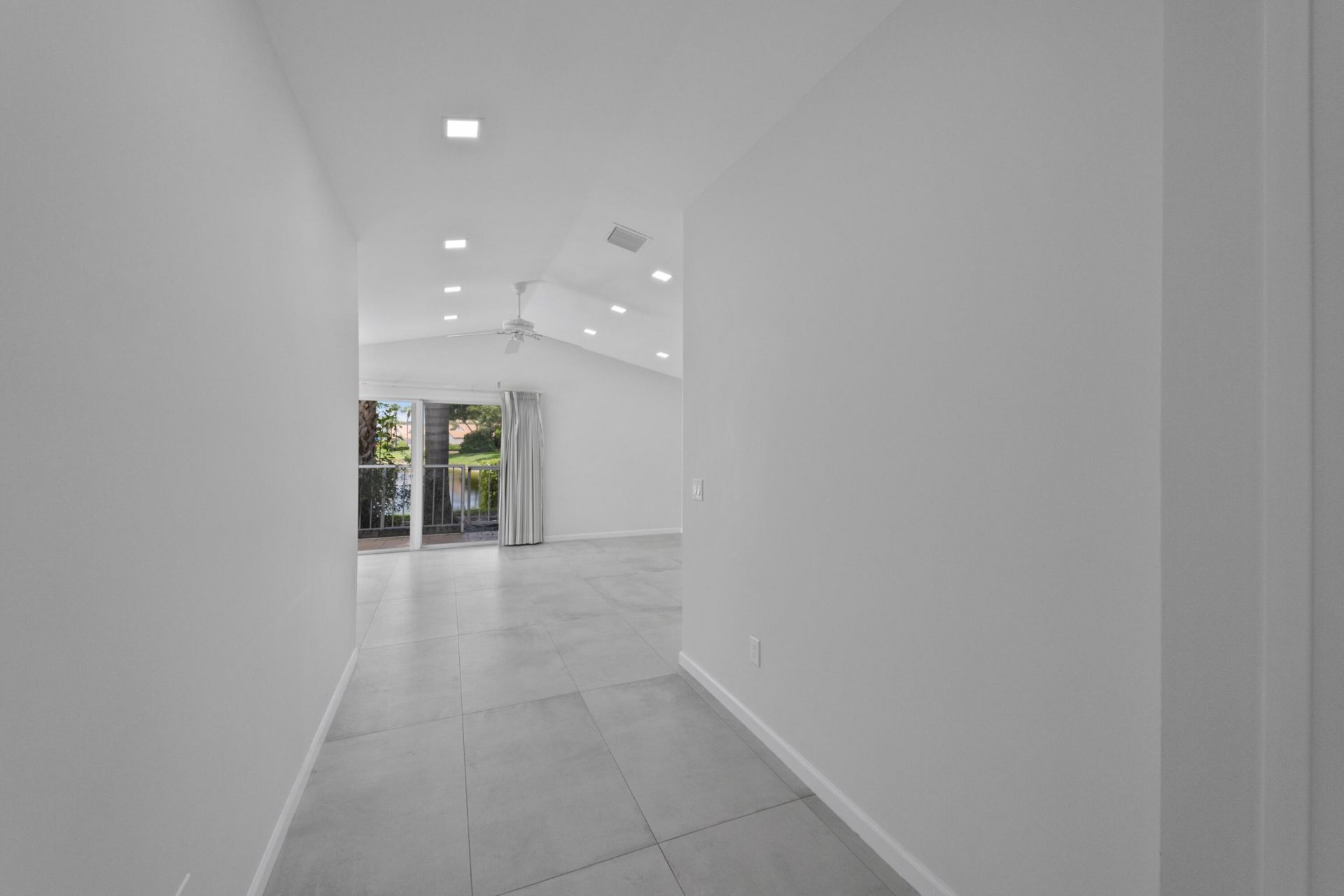 22586 Esplanada Drive, Boca Raton, FL 33433 Photo