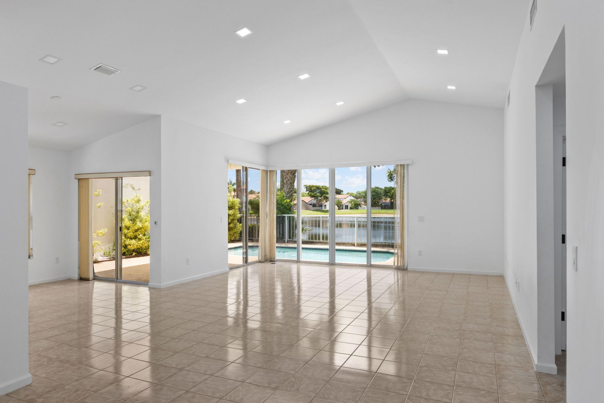 22586 Esplanada Drive, Boca Raton, FL 33433 Photo