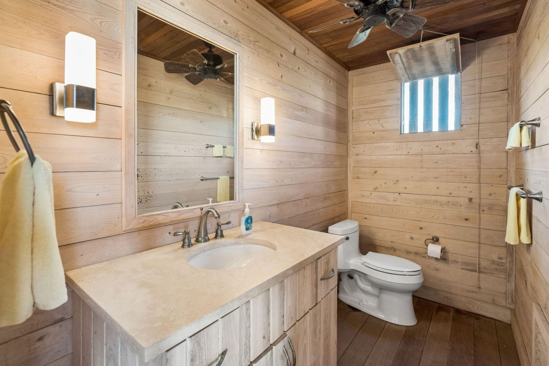 304 Ocean Boulevard Photo 100