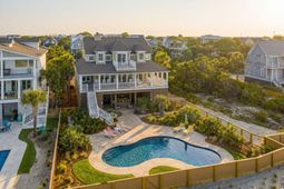 304 Ocean Boulevard photo 4