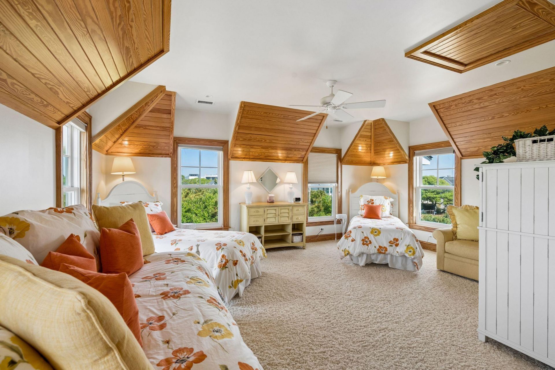 304 Ocean Boulevard Photo 78