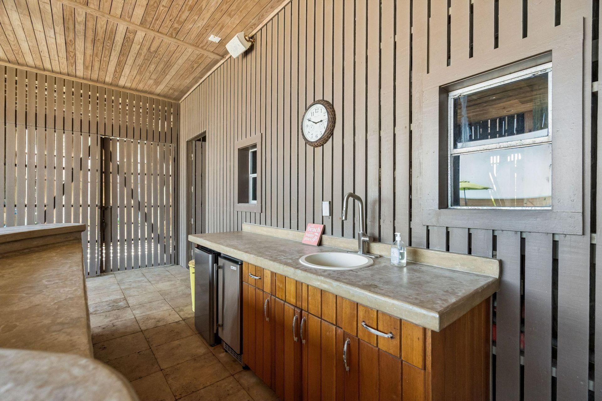 304 Ocean Boulevard Photo 93