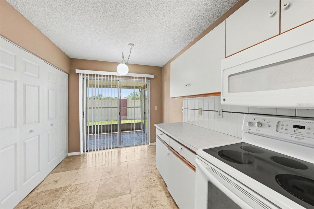 7816 Hardwick Drive , Unit 1011, New Port Richey, FL 34653 Photo